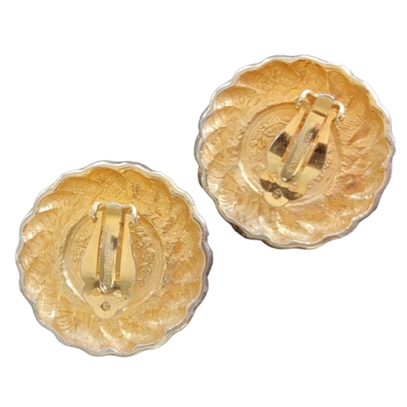 ✨ Gay Boyer | 1980s Clip-on Earrings - Picture 2 of 3